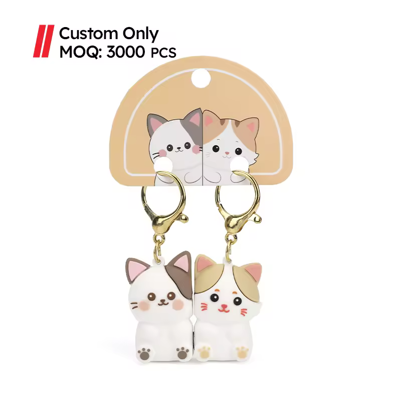 MOQ 3000 Pcs Business Gift Silicone Carabiner Keychain Make Your Own Cut...
